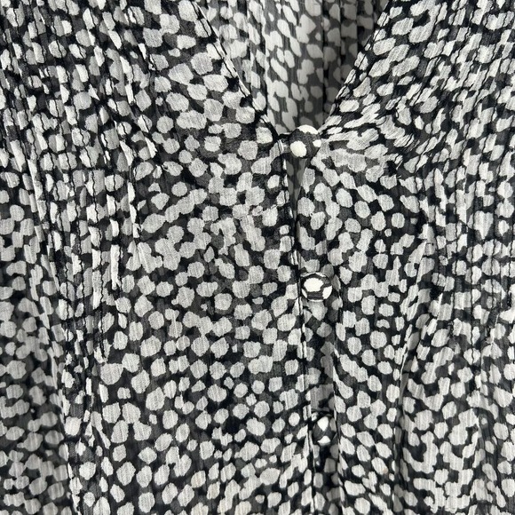 Joie Size XS Button Up Blouse Silk Laurel Sheer Caviar Abstract Dot Print V-Neck - Picture 6 of 12